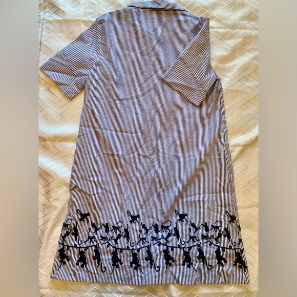 Nicole Miller Studio designer seersucker stripes embroidered monkey sheath dress - Picture 6 of 6